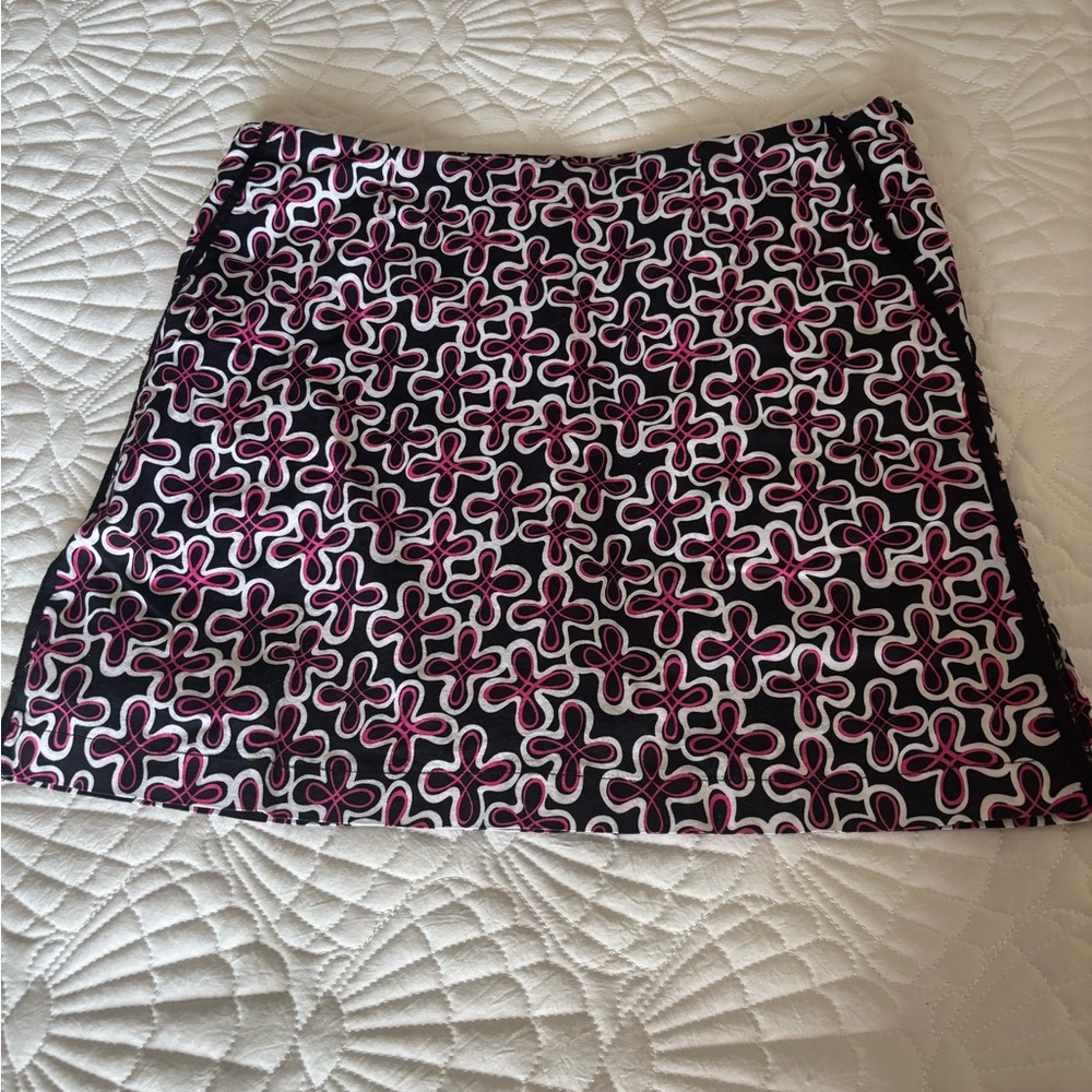Golfini Black and Pink Patterned Skort size 12